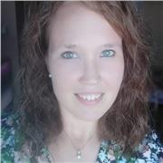 ¡Hola! Mi nombre es Laura y soy profesora de inglés. Me ofrezco para dar clases de refuerzo escolar en la zona de Culleredo, O Temple y alrededores